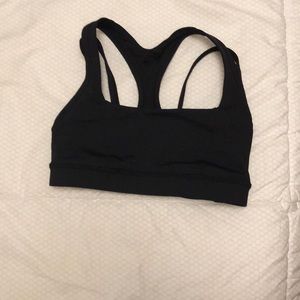 Lululemon black bra size 4